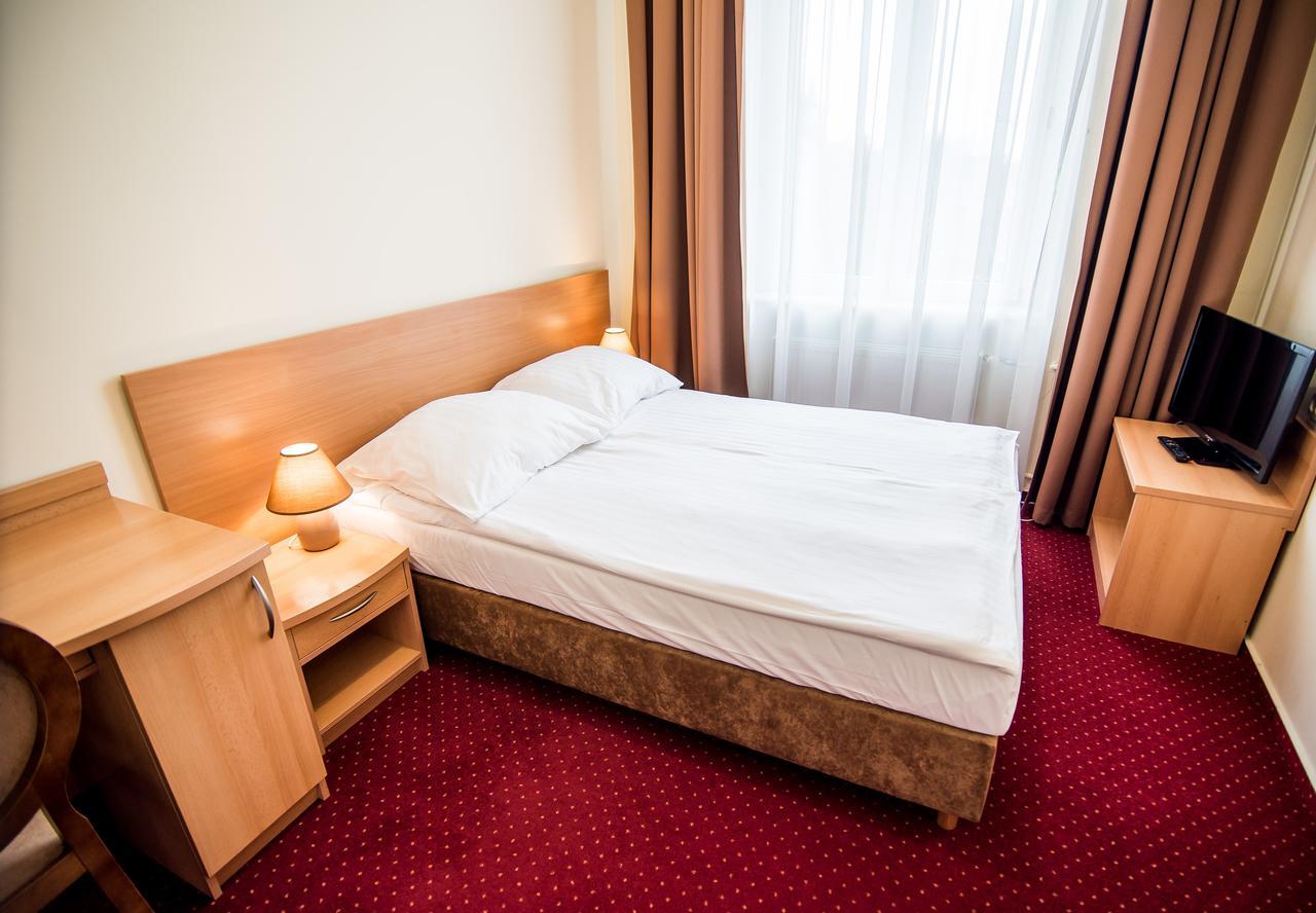 Hotel Piast Σλούπσκ Εξωτερικό φωτογραφία